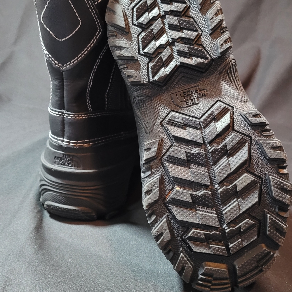 Patagonia Children's black winter boots